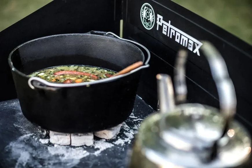 Казан-жаровня чугунная Petromax Dutch Oven ft9 на ножках 7,5 л ft9 фото