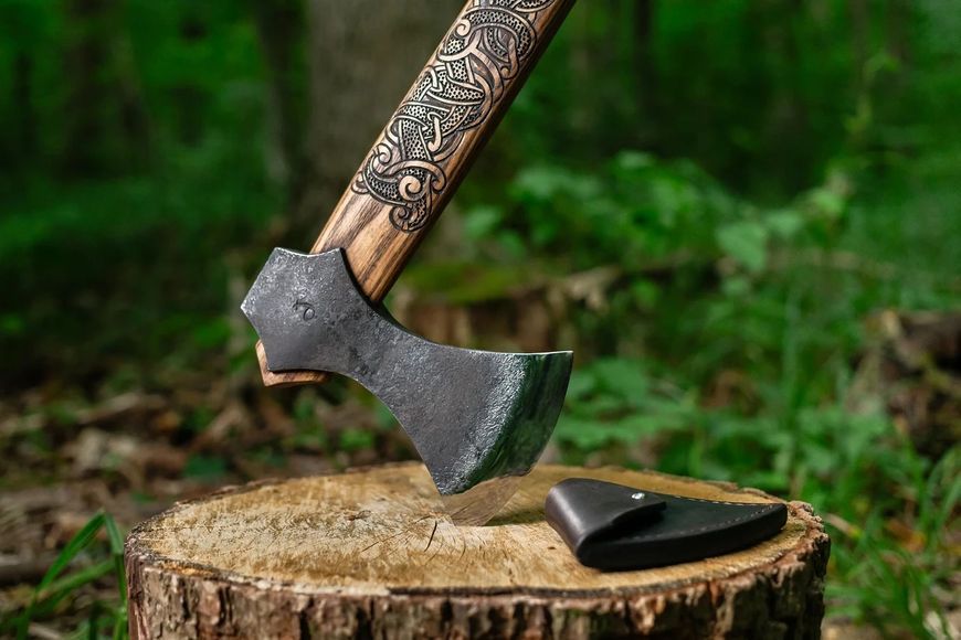 Топор Fadir Tools Viking Axe with Long Shaft with carved handle 10088 фото