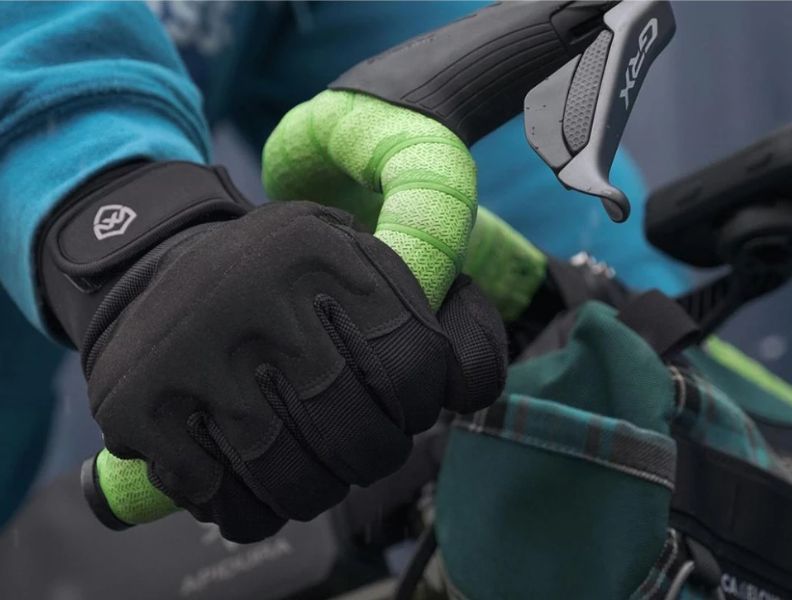 Перчатки водонепроницаемые Dexshell Arendal Biking Gloves V 2.0, p-p M, зимние, черные DG9402BLK2.0-M фото